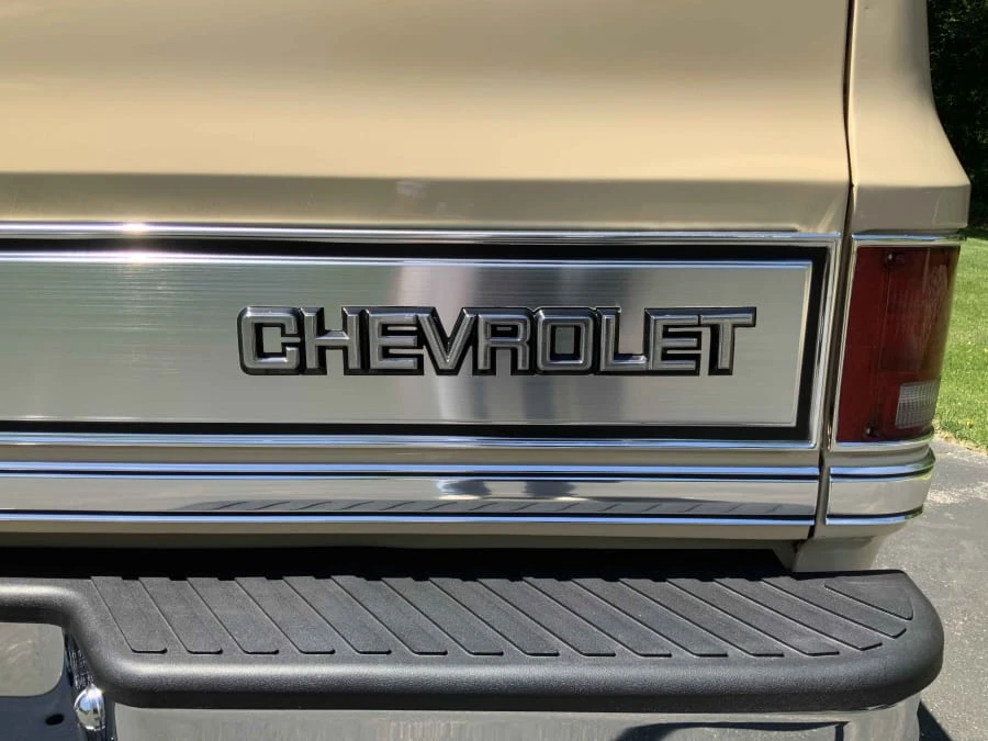 1985 Chevrolet C/K 3rd Gen - Image 9 of 12