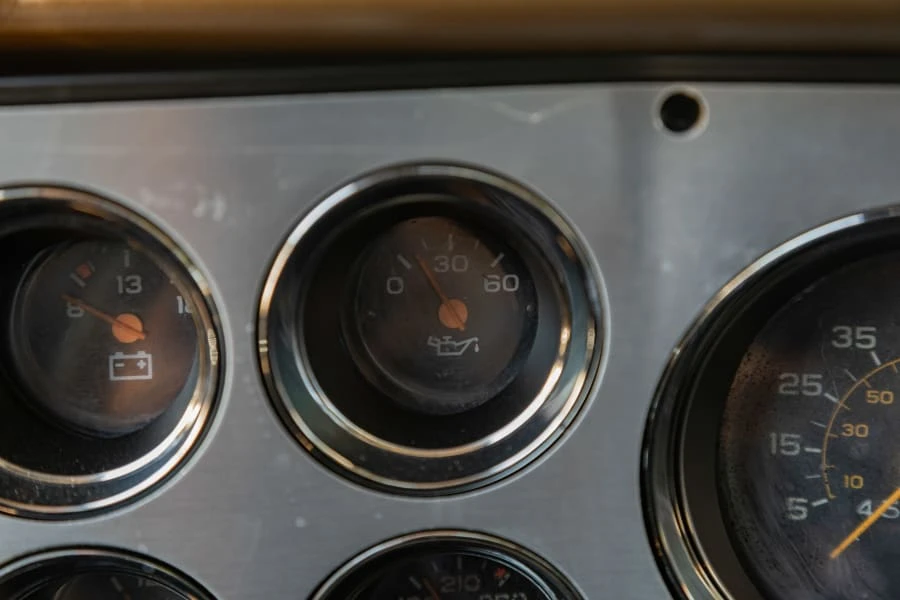 1985 Chevrolet Silverado - Image 25 of 31