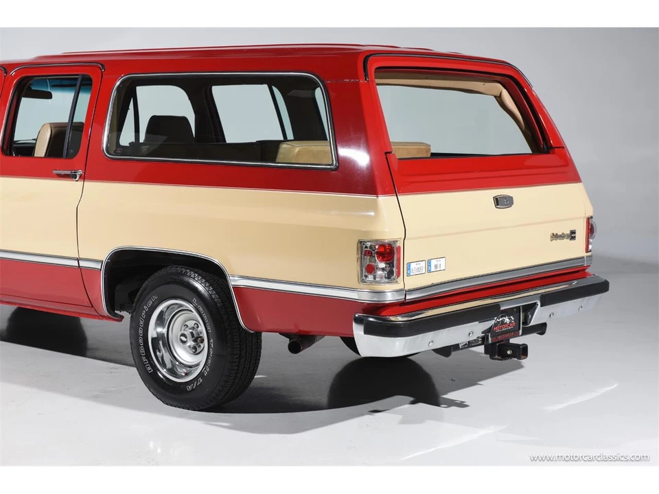 1985 Chevrolet Suburban 7th Gen - Image 13 of 31