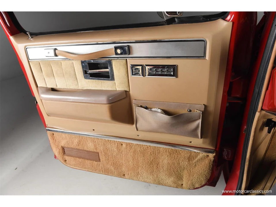 1985 Chevrolet Suburban 7th Gen - Image 31 of 31