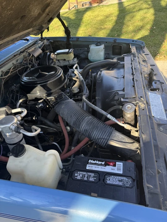 1985 Chevrolet Suburban 7th Gen - Image 13 of 14