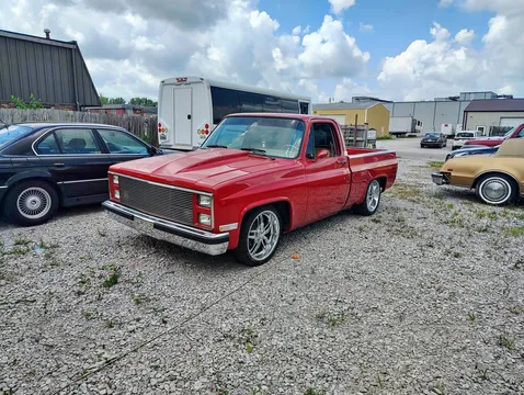 1985 Chevrolet C10 Custom Short Bed V8