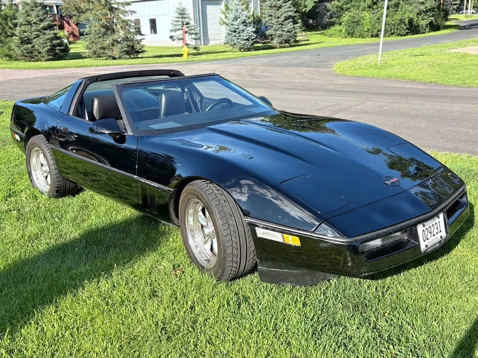 1985 Chevrolet Corvette C4 - Image 1 of 5
