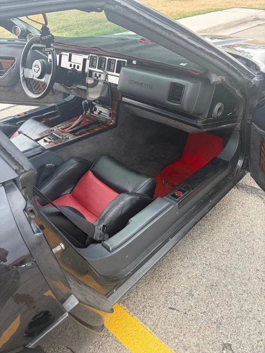 1985 Chevrolet Corvette C4 - Image 6 of 8