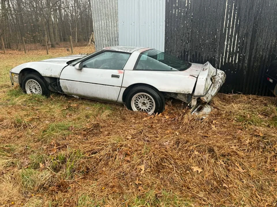 1985 Chevrolet Corvette C4 - Image 2 of 8