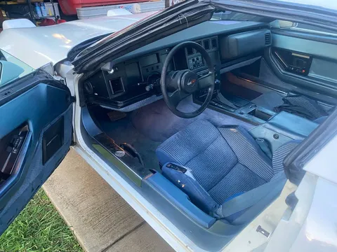 1985 Chevrolet Corvette C4 - Image 3 of 9