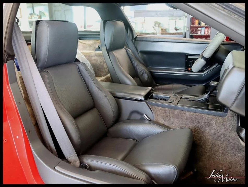 1985 Chevrolet Corvette C4 - Image 19 of 20