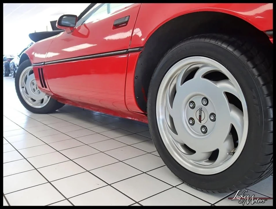 1985 Chevrolet Corvette C4 - Image 11 of 20