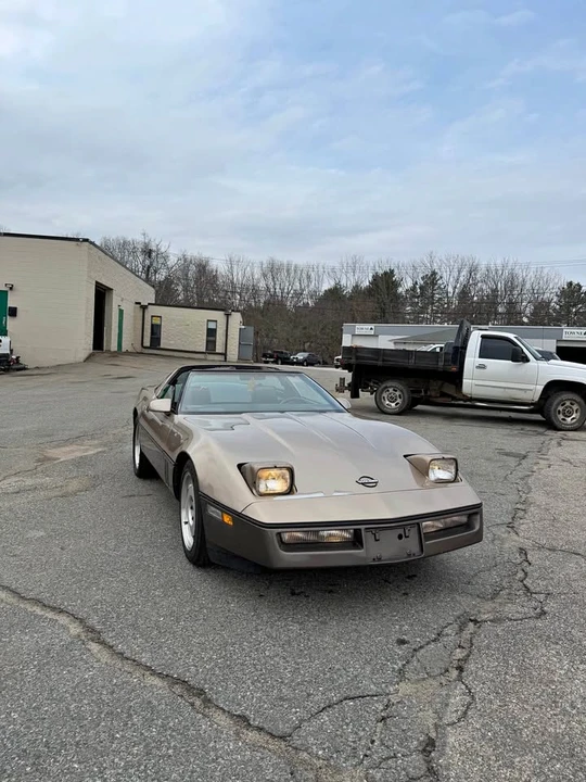 1985 Chevrolet Corvette C4 - Image 1 of 5