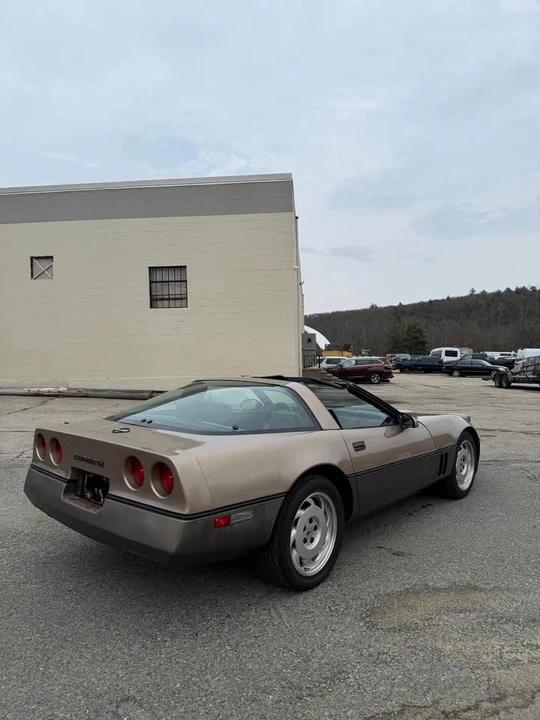 1985 Chevrolet Corvette C4 - Image 2 of 5