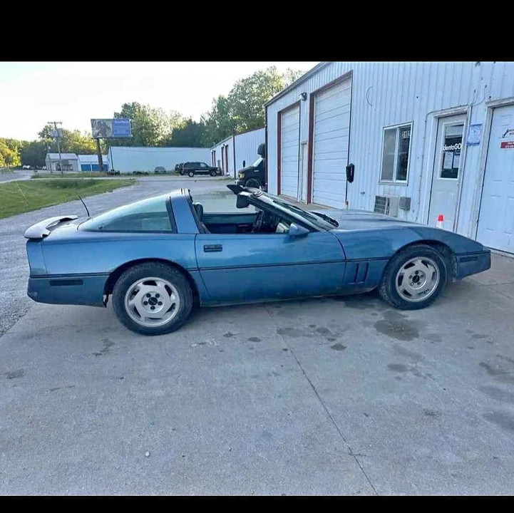 1985 Chevrolet Corvette C4 - Image 1 of 6