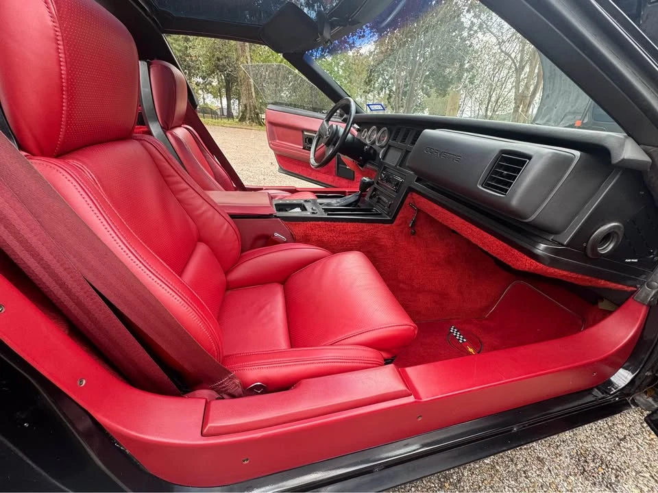 1985 Chevrolet Corvette C4 - Image 5 of 10