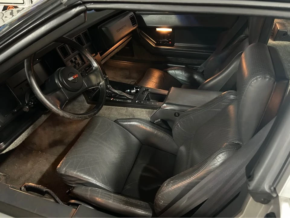 1985 Chevrolet Corvette C4 - Image 8 of 9