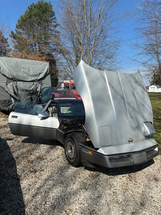 1985 Chevrolet Corvette C4 - Image 10 of 16