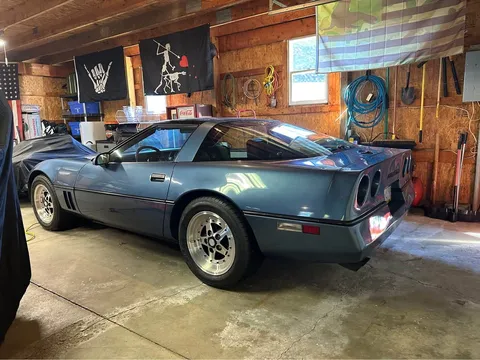 1985 Chevrolet Corvette C4 - Image 2 of 3
