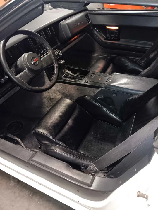 1985 Chevrolet Corvette C4 - Image 9 of 15