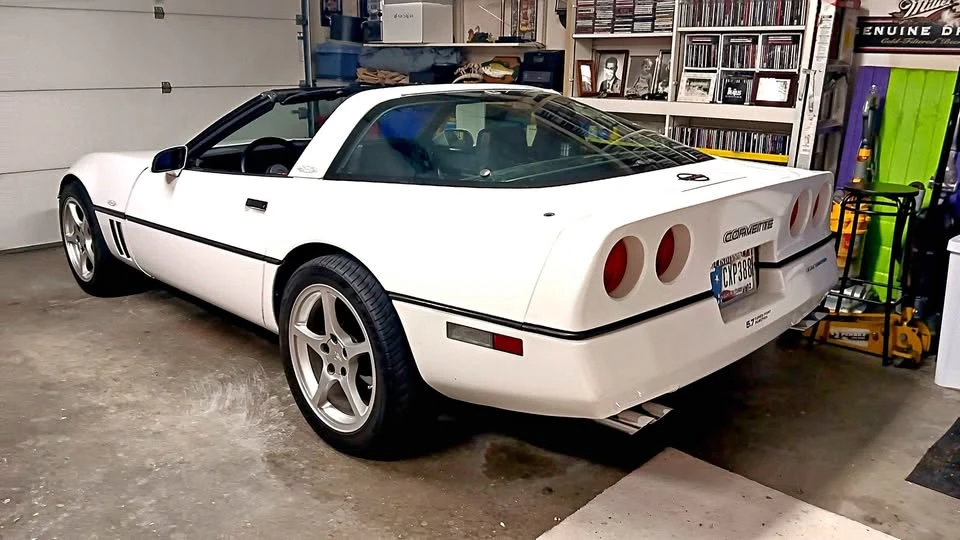 1985 Chevrolet Corvette C4 - Image 1 of 12