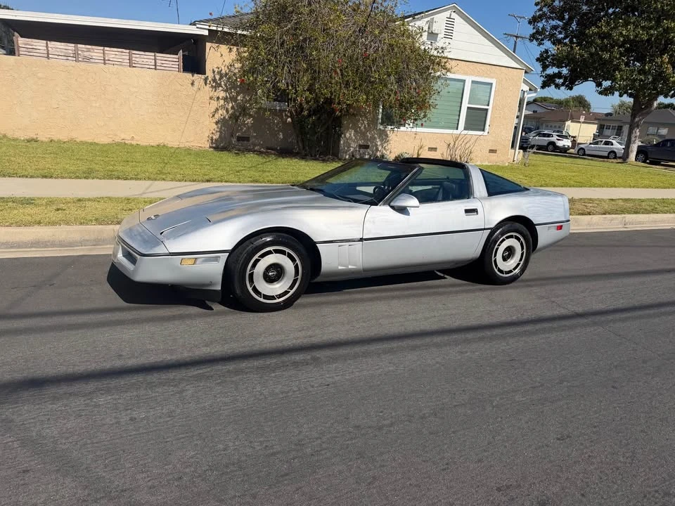 1985 Chevrolet Corvette C4 - Image 3 of 20