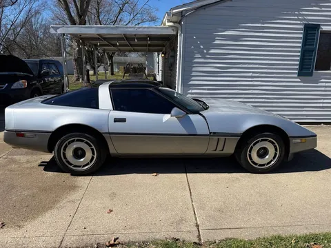 1985 Chevrolet Corvette Stingray Z51 Convertible