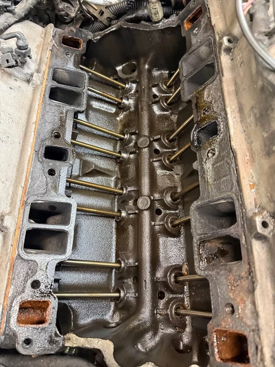 1985 Chevrolet Corvette C4 - Image 12 of 17
