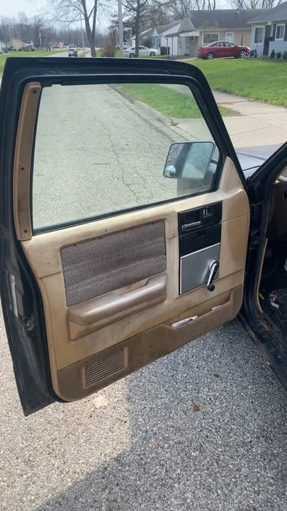 1985 Chevrolet S-10 - Image 4 of 8