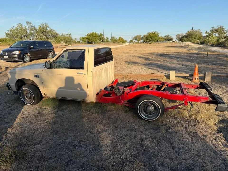 1985 Chevrolet S-10 - Image 3 of 7