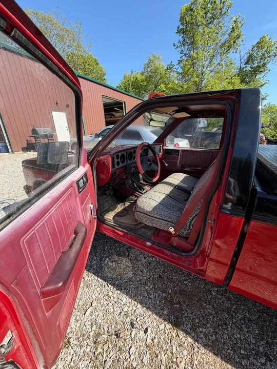 1985 Chevrolet S-10 - Image 8 of 8