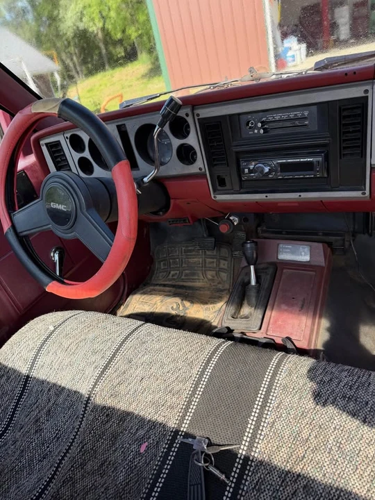 1985 Chevrolet S-10 - Image 7 of 8
