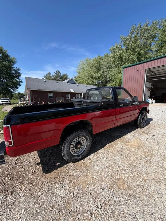 1985 Chevrolet S-10 - Image 3 of 8