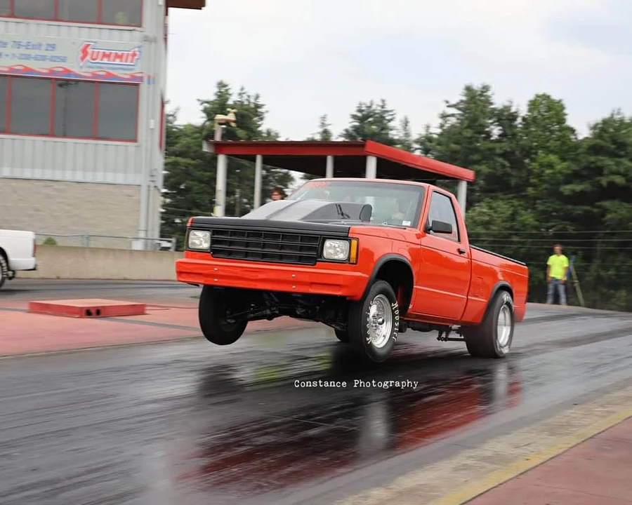 1985 Chevrolet S-10 - Image 4 of 11