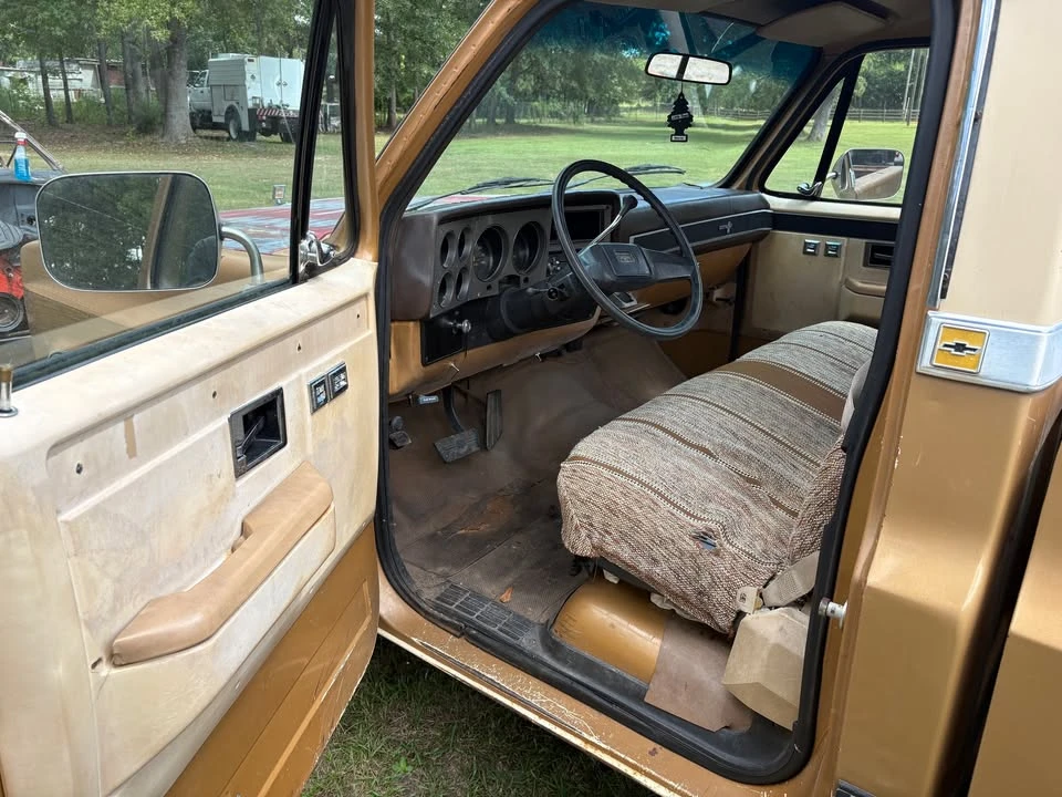 1985 Chevrolet C/K 3rd Gen - Image 9 of 12