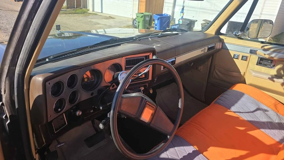 1985 Chevrolet Silverado - Image 4 of 13