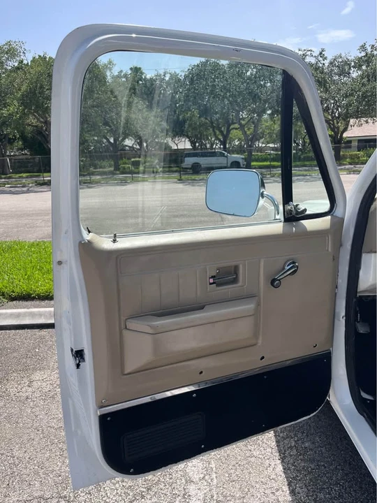 1985 Chevrolet C/K 3rd Gen - Image 8 of 10