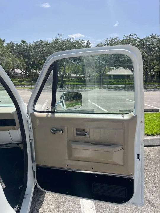 1985 Chevrolet C/K 3rd Gen - Image 9 of 10