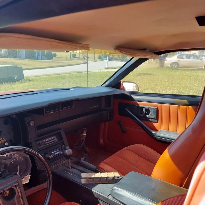1985 Pontiac Firebird - Image 4 of 10