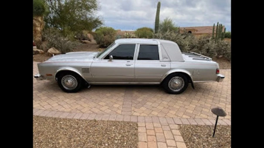 1985 Chrysler New Yorker - Image 2 of 17