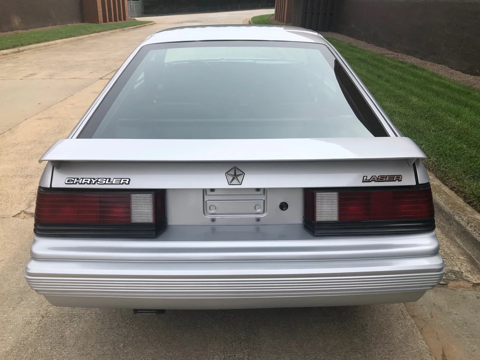 1985 Dodge Daytona - Image 11 of 31