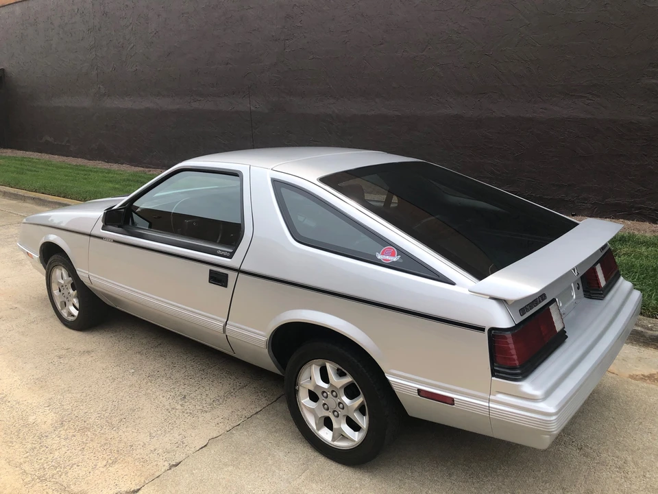 1985 Dodge Daytona - Image 7 of 31