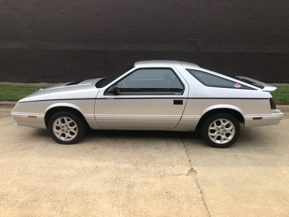 1985 Dodge Daytona - Image 3 of 31