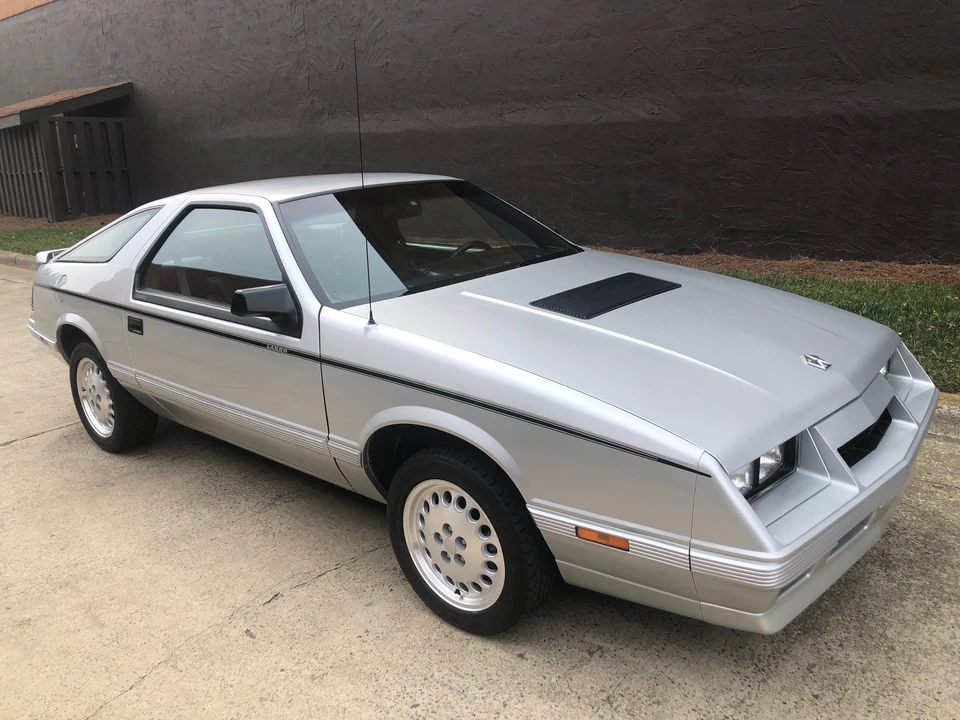 1985 Dodge Daytona - Image 9 of 31