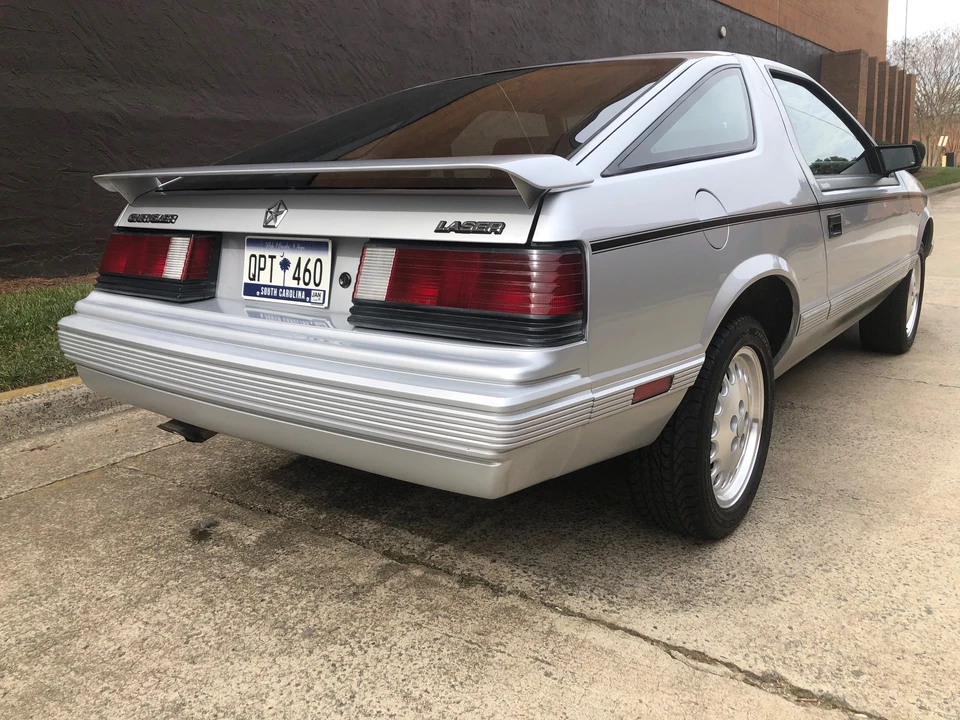 1985 Dodge Daytona - Image 19 of 31