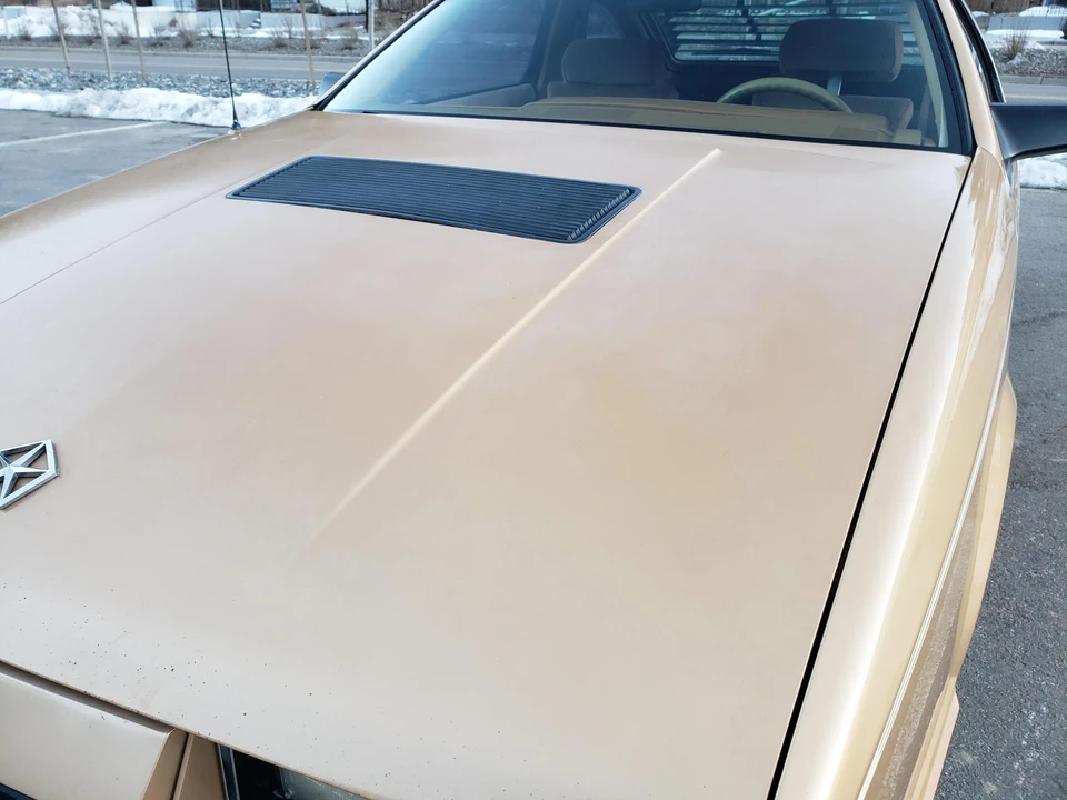 1985 Chrysler Laser - Image 23 of 31
