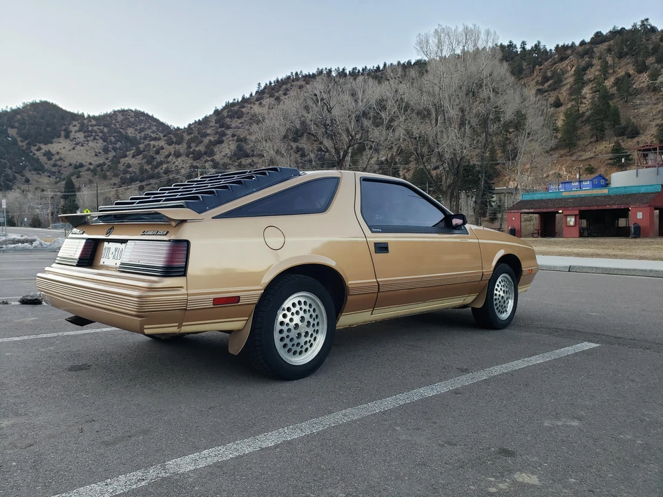 1985 Chrysler Laser - Image 19 of 31