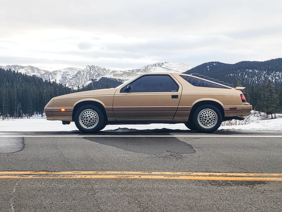 1985 Chrysler Laser - Image 12 of 31