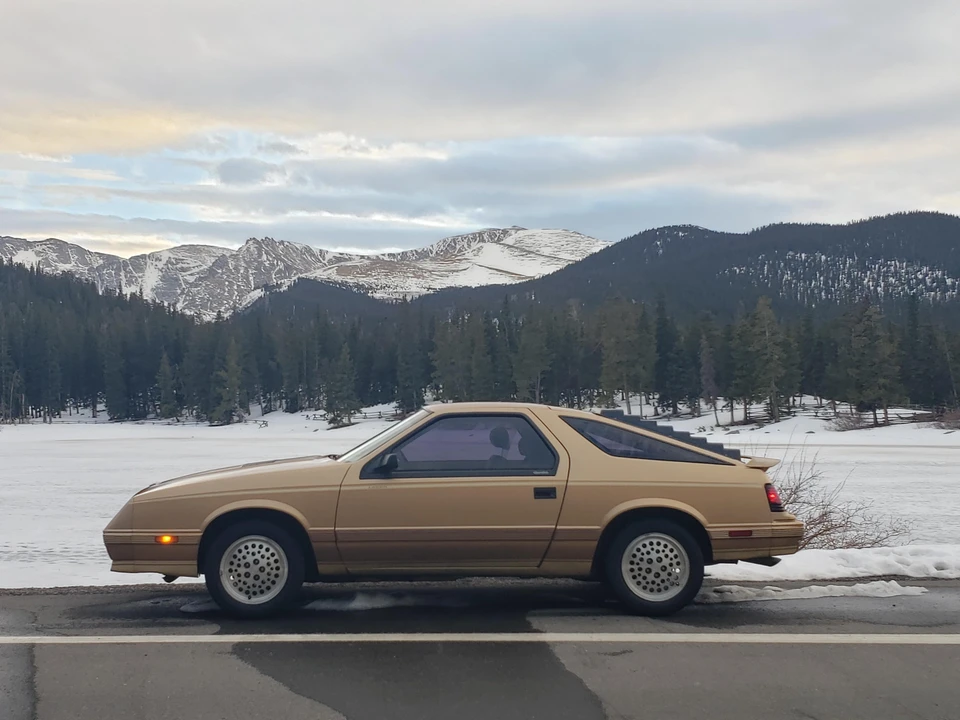 1985 Chrysler Laser - Image 11 of 31