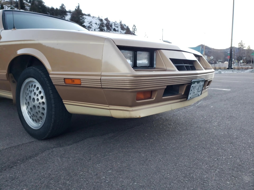 1985 Chrysler Laser - Image 20 of 31