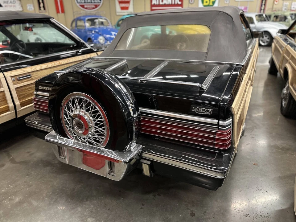 1985 Chrysler LeBaron - Image 2 of 10