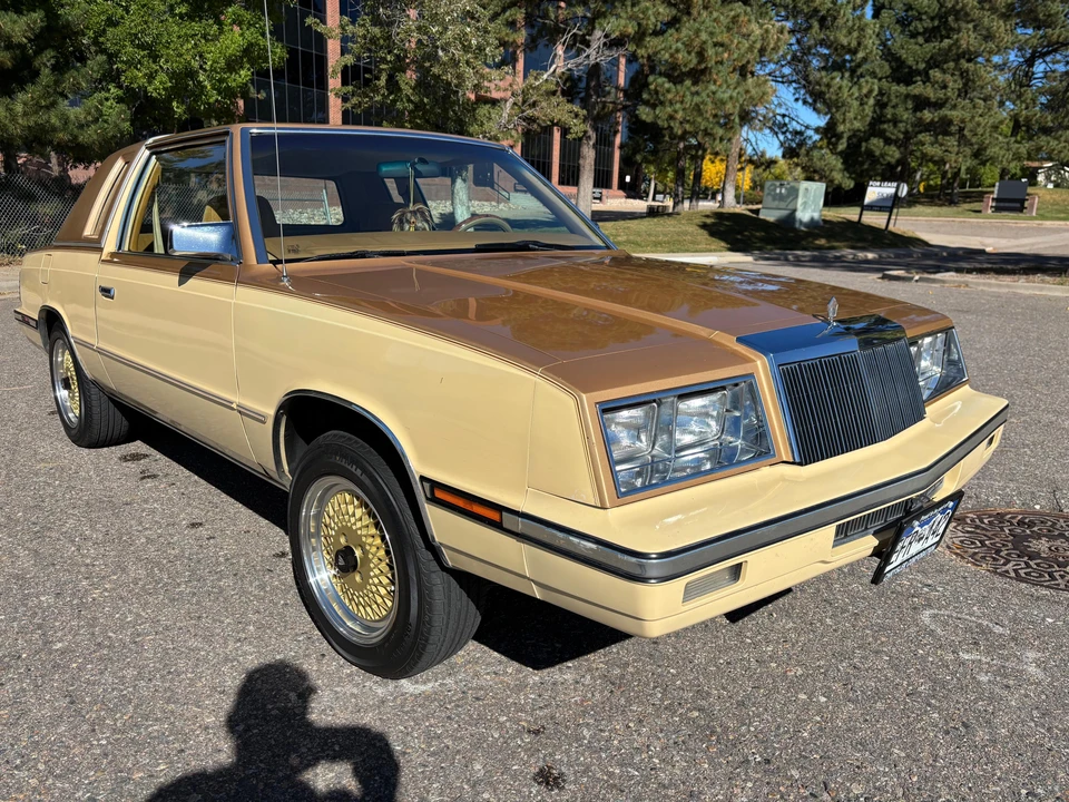 1985 Chrysler LeBaron - Image 13 of 31