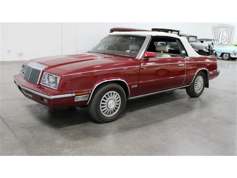 1985 Chrysler LeBaron - Image 4 of 31