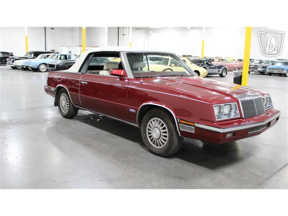 1985 Chrysler LeBaron - Image 20 of 31